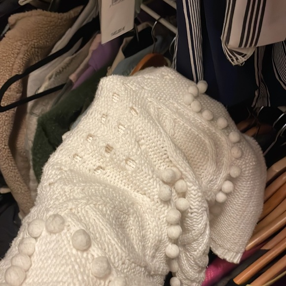 NWOT Petal & Pup Knit Top white - Picture 11 of 12